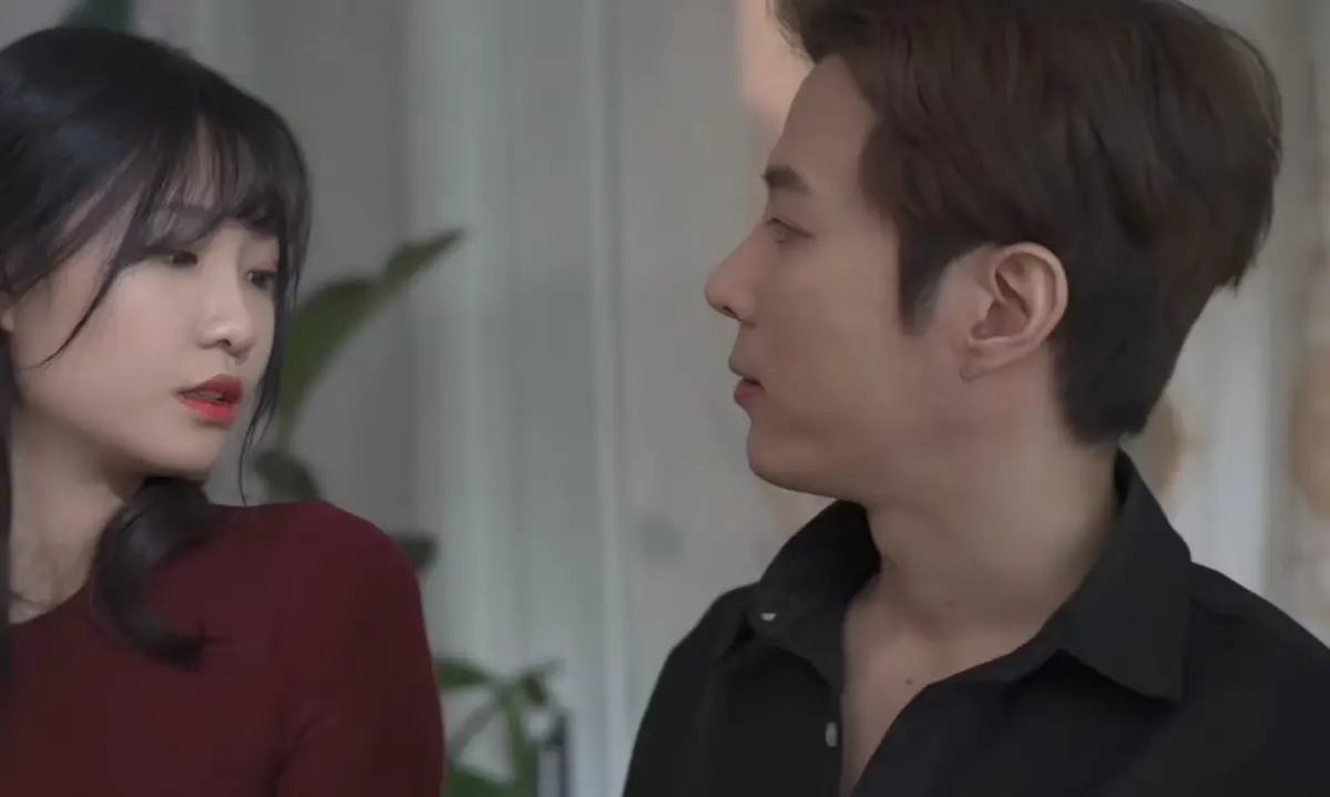 尹律主演电影《债务人的妻子》未删减版高清在线观看-韩国电影债务人的妻子完整版蓝光免费播放无广告-星空影院