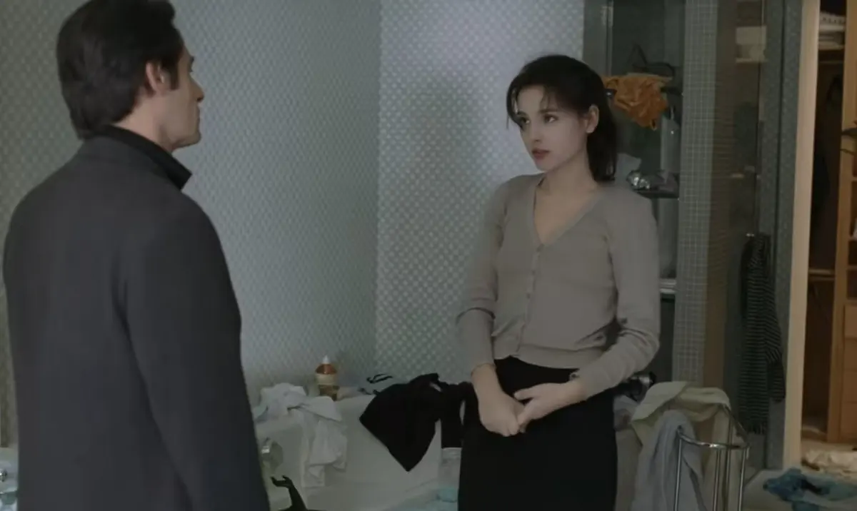 《所有的人都无知》维吉妮·拉朵嫣主演未删减-法国电影所有的人都无知珍藏版全集-高清免费在线观看无广告-HD中字