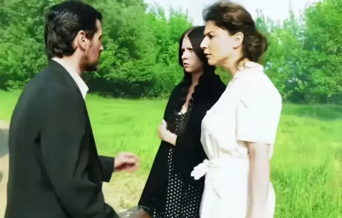 《烽火母女泪》三部曲全本收录-Roberta Gemma主演未删减中文版-烽火母女泪高清观看震撼登场