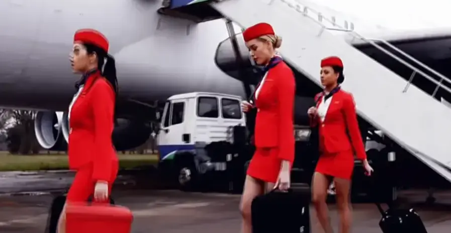 法国空姐2018完整版高清中字在线观看-《法国空姐》电影全集免费播放
