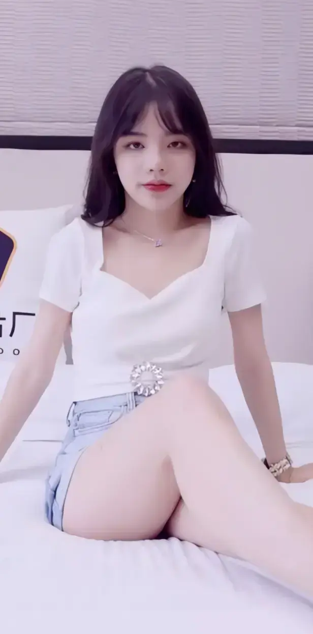 《潘甜甜三部曲》HD高清全集迅雷下载-潘甜甜封神无广告完整版在线观看-1080P高清画质播放-阿里云盘资源免费分享