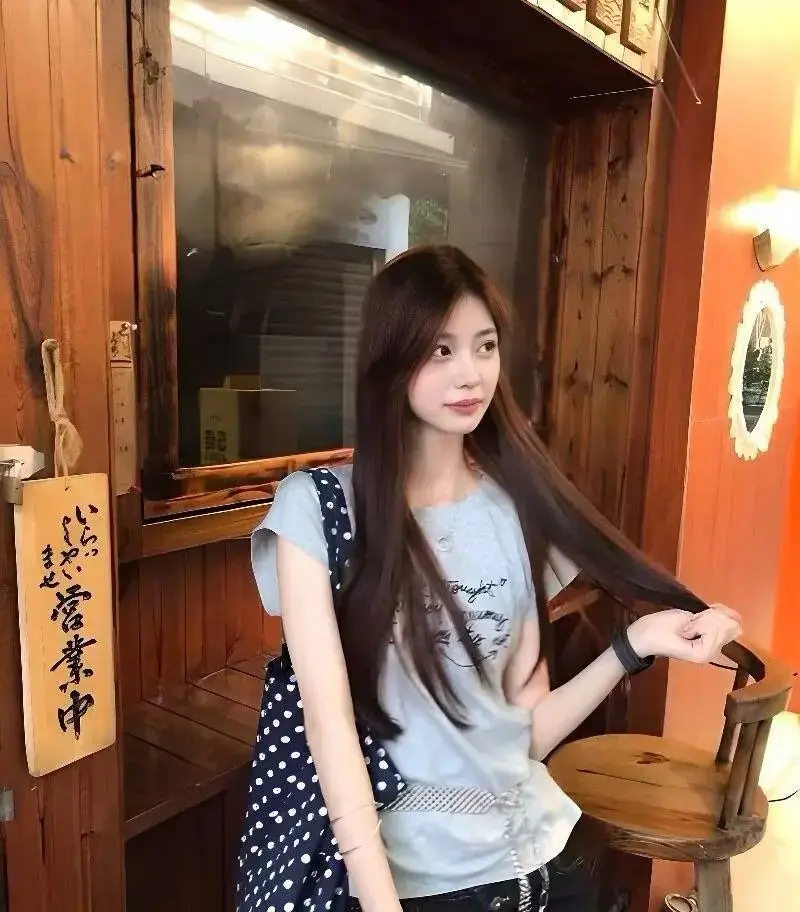国产女神高清视频《抖音戴馨菲》高清无码最新完整版在线观看 - 人气网红泄露超清全集免费点播 - 樱花动漫戴馨菲1080P高清资源下载